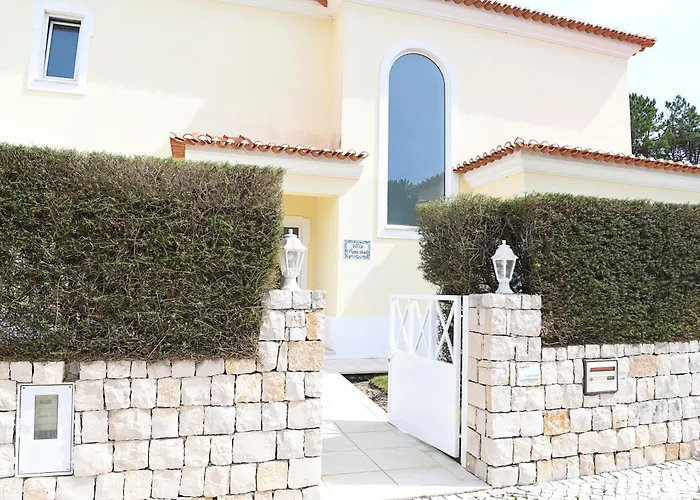 Villa Pluma Rosa Amoreira (Leiria)