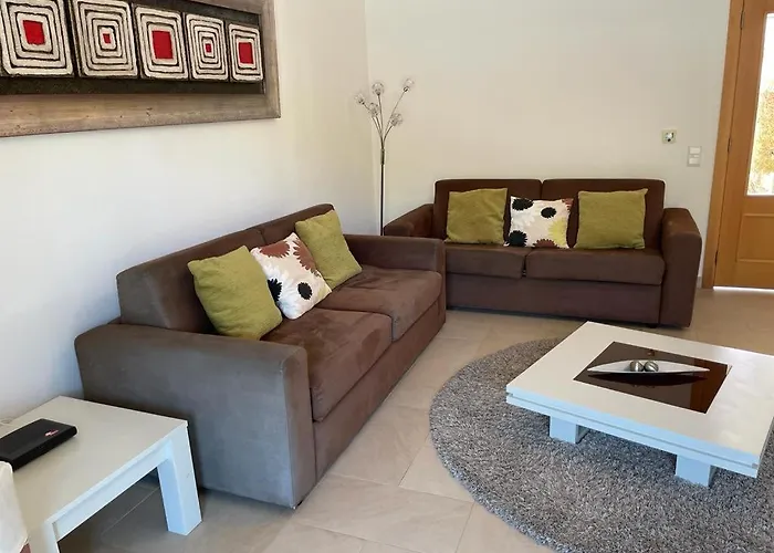 Pluma Rosa * Amoreira (Leiria)